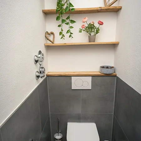 Pott-alm, Zentrale Grosse Im Herzen Bad Reichenhalls Mit 3 Schlafzimmern Apartment *